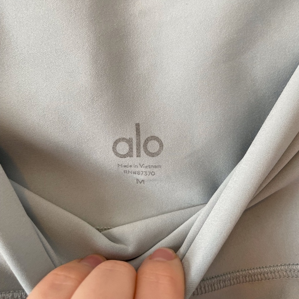 Alo Yoga leggings - Picture 5 of 10